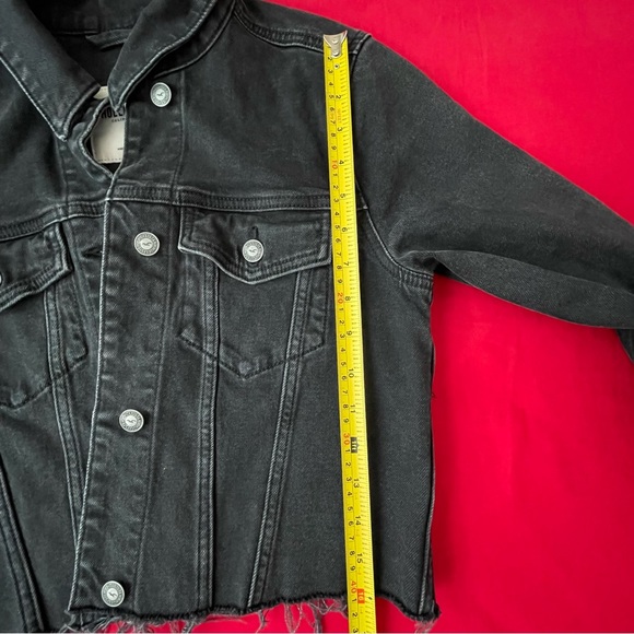 Hollister Cropped Denim Jacket Size S - Picture 6 of 8